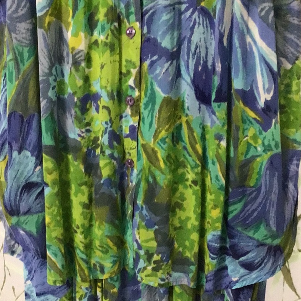 2 piece Express Floral Green and Blue Button-Up set.  Small. - Picture 4 of 11